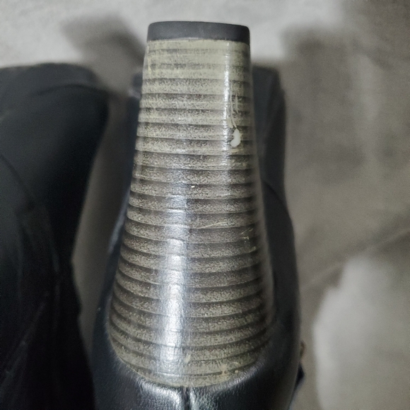 Clarks Indigo Buckle Black Leather Boots  10 M - Picture 11 of 12